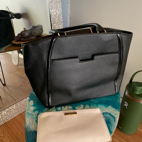 CLN Professional Purse - Picture 4 of 6